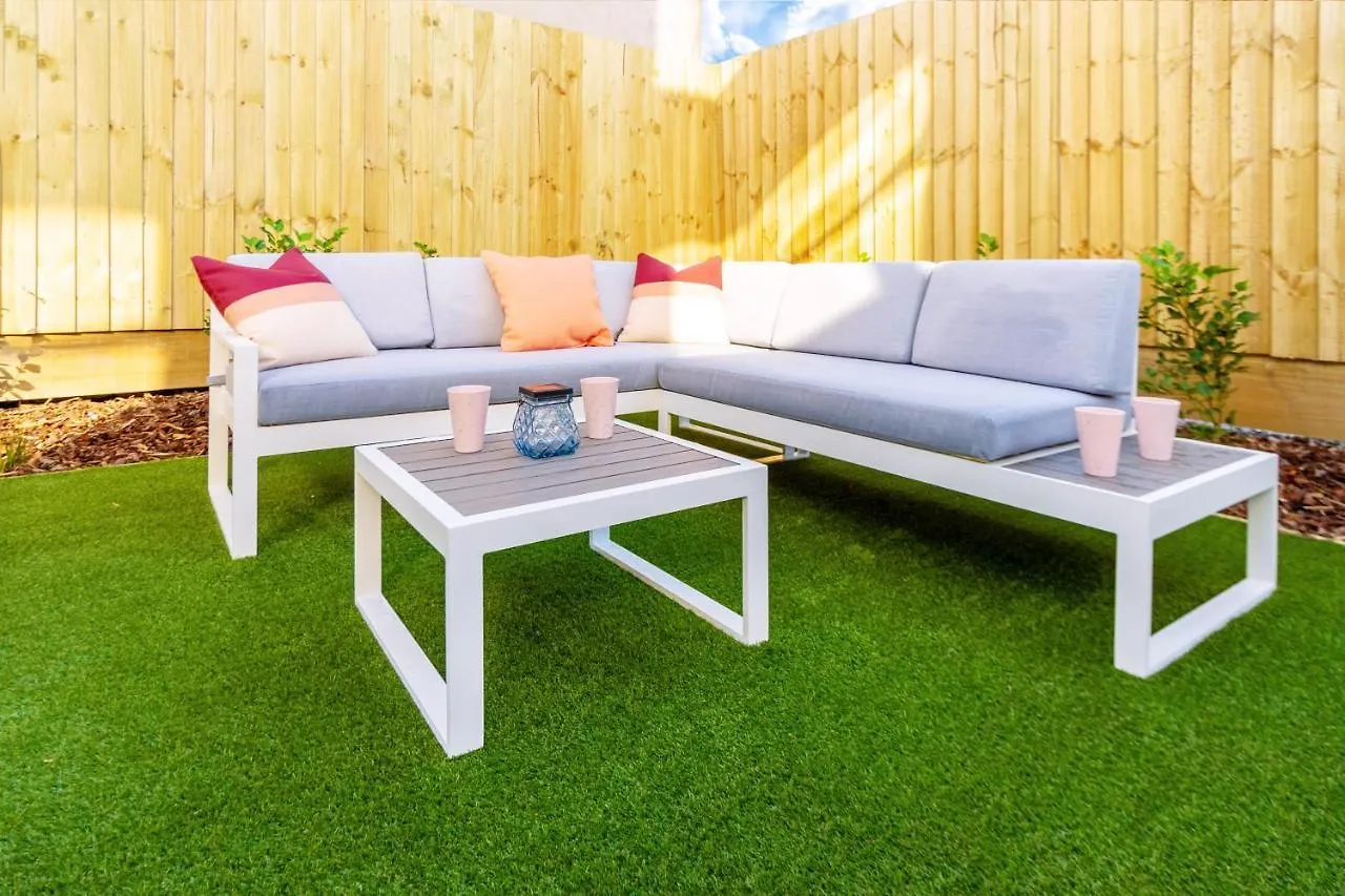 Modern 2 Bed, Hagley Park, Riverside Market Christchurch 0*,  New Zealand