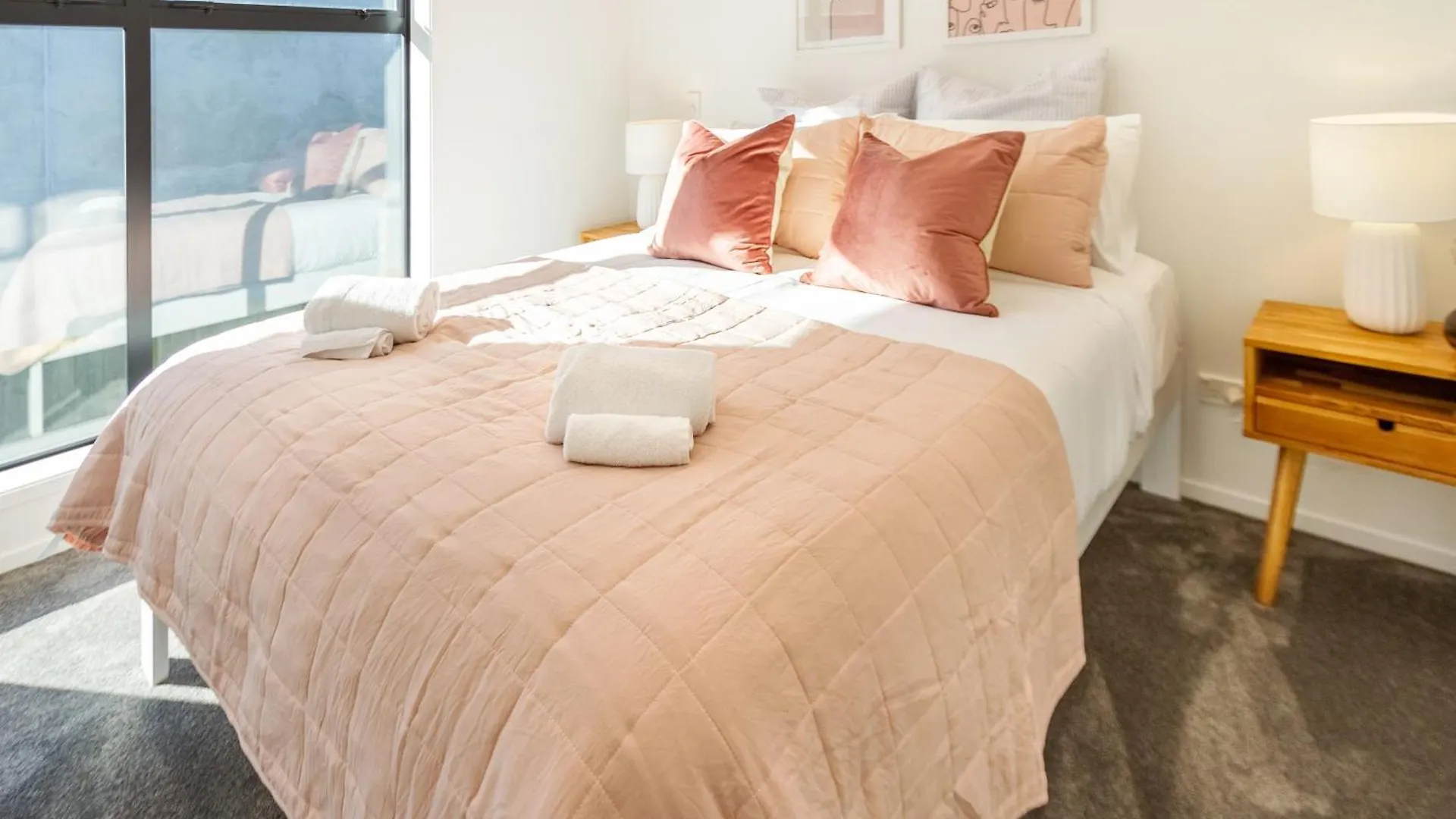 Apartment Modern 2 Bed, Hagley Park, Riverside Market Christchurch