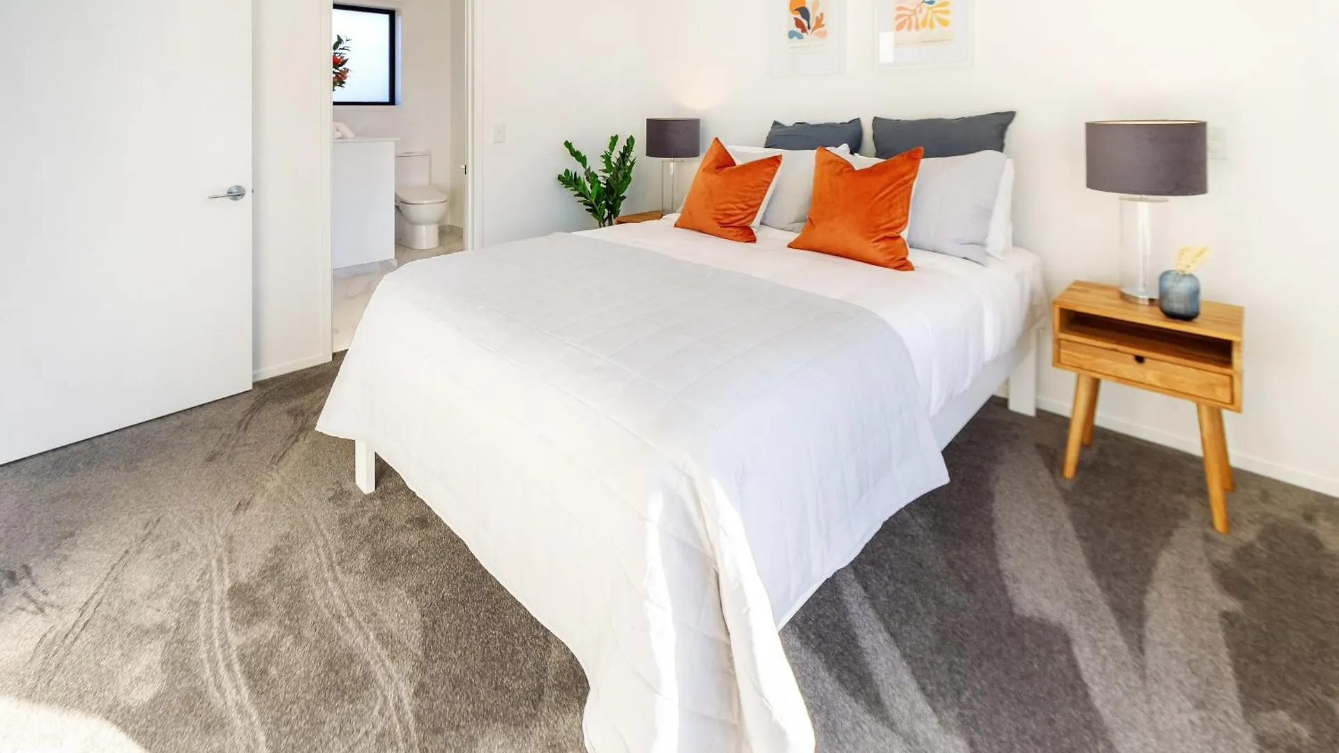 Modern 2 Bed, Hagley Park, Riverside Market Christchurch 0*,