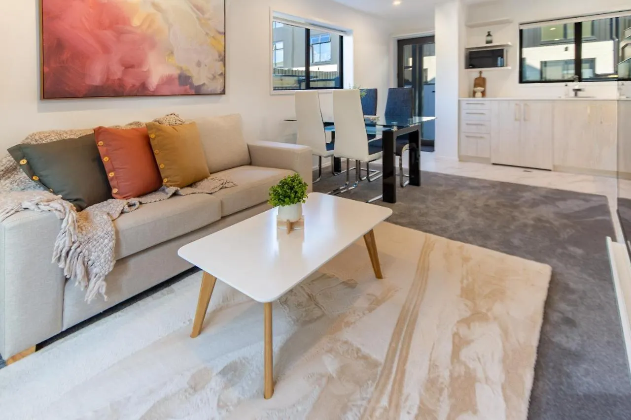 Modern 2 Bed, Hagley Park, Riverside Market Christchurch New Zealand