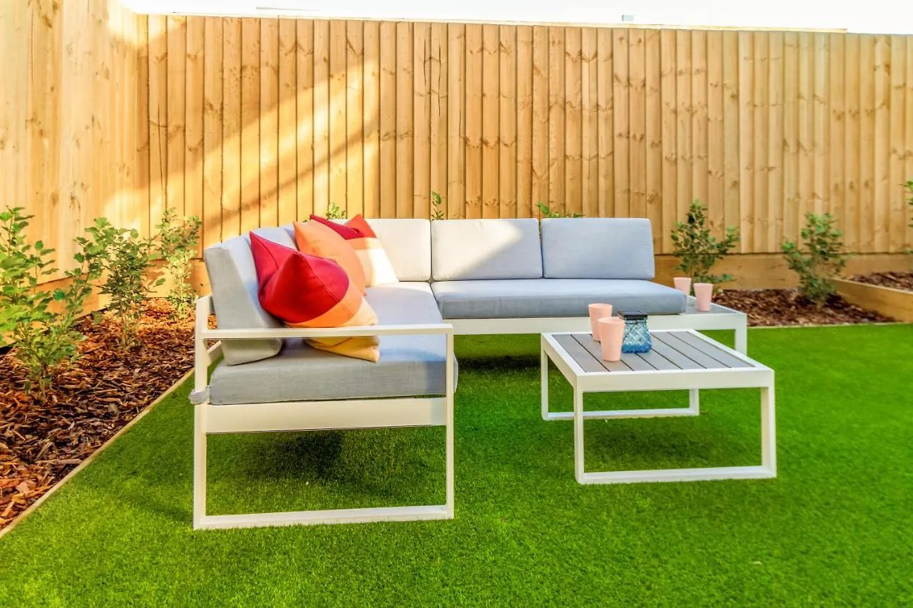 Modern 2 Bed, Hagley Park, Riverside Market Christchurch New Zealand