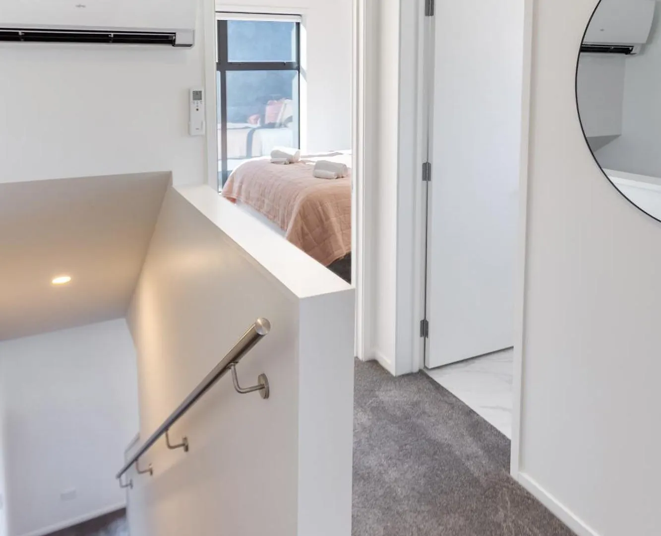 Modern 2 Bed, Hagley Park, Riverside Market Christchurch New Zealand