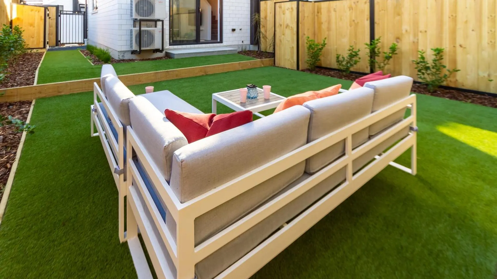 Modern 2 Bed, Hagley Park, Riverside Market Christchurch 0*,